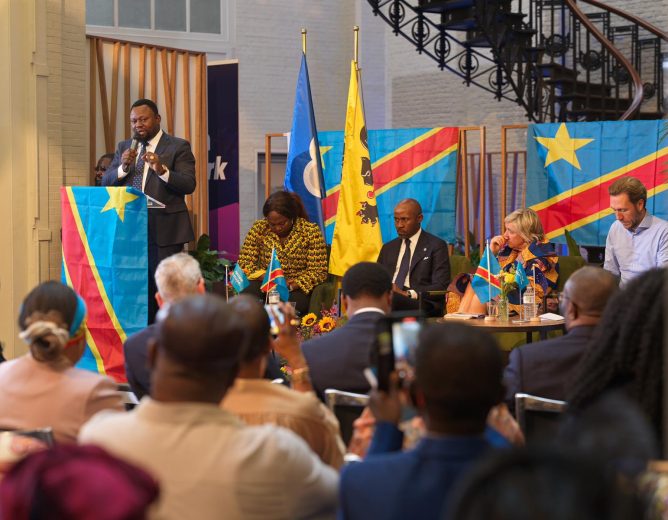Plaidoyer pour la reconnaissance des génocides congolais et sanctions contre le Rwanda: le Ministre Samuel MBEMBA KABUYA appelle l&rsquo;Union européenne à suivre l&rsquo;exemple des USA