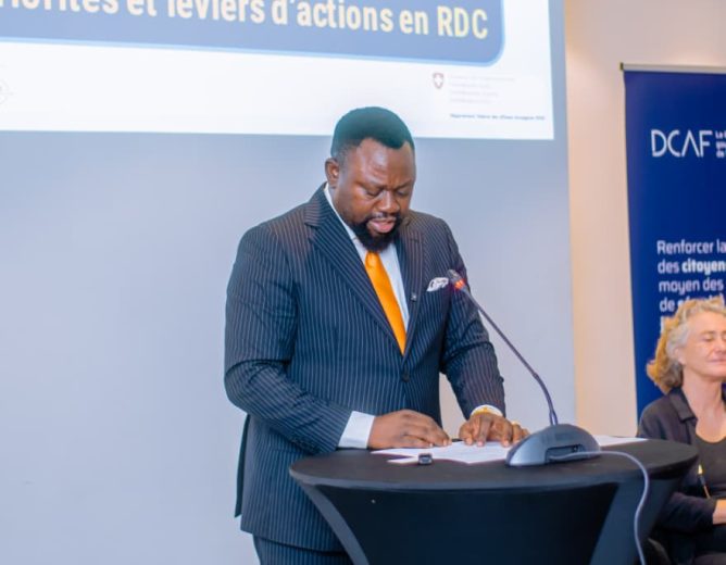 Droits Humains/ IPV: le Ministre Samuel MBEMBA lance la table ronde placée sous le thème « dynamisation de la mise en oeuvre du plan d&rsquo;action national sur les Principes volontaires »
